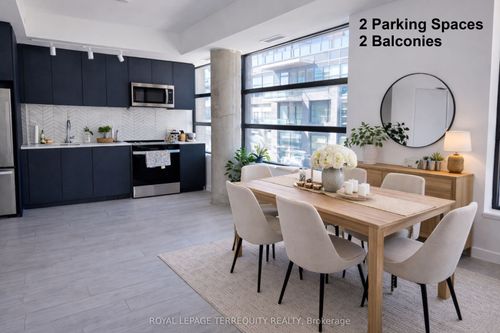 325c-1612 Charles Street, Whitby, ON, L1N0P3 | Card Image