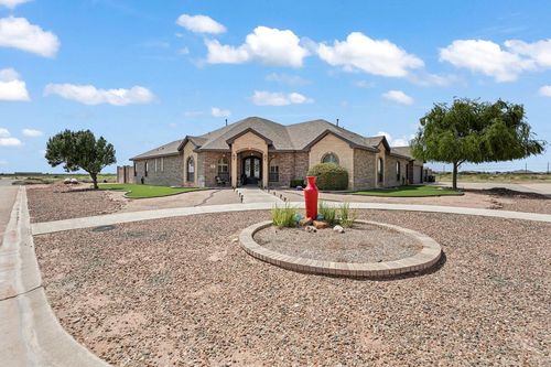 21 Candlelight Dr, Odessa, TX, 79765-8631 | Card Image