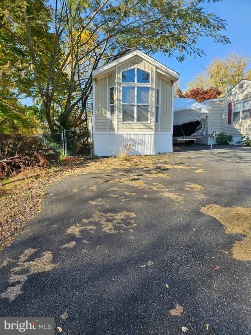 glen-9-243 Nahma Lane, EARLEVILLE, MD, 21919 | Card Image