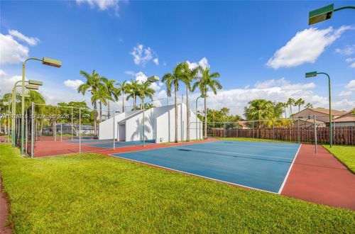 6273 Nw 170th Ter, Hialeah, FL, 33015-4621 | Card Image