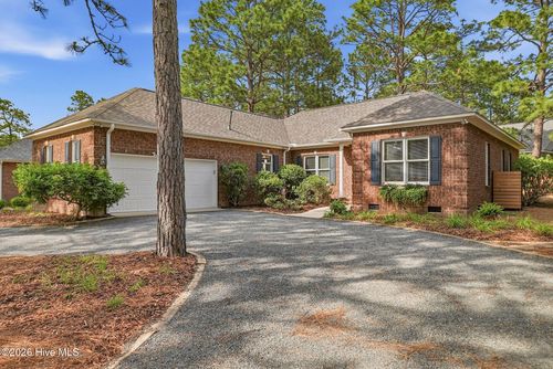 7 Riviera Dr, Pinehurst, NC, 28374-6817 | Card Image