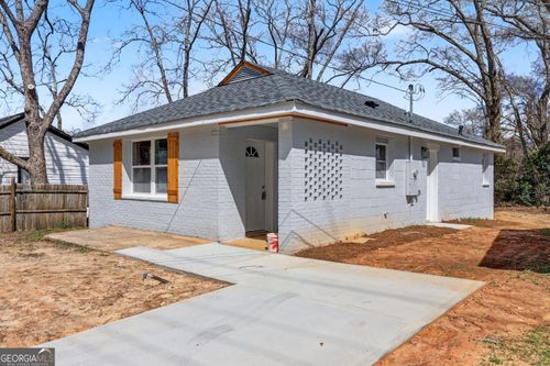7 Jackson St, Barnesville, GA, 30204-1340 | Card Image