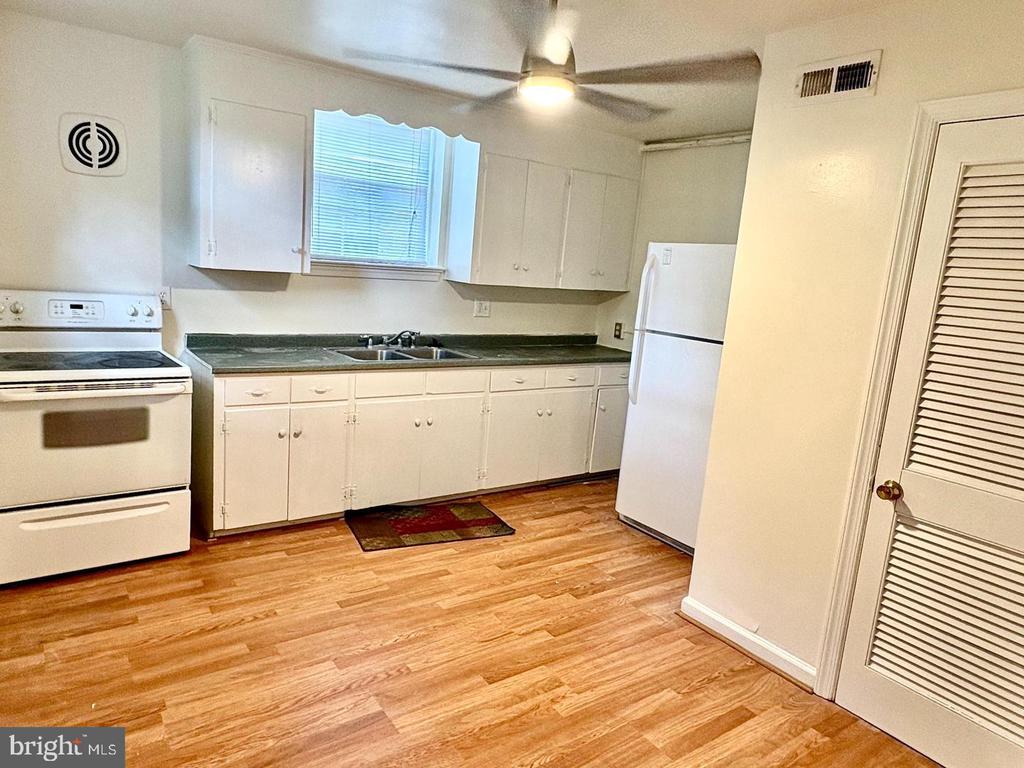Residential Lease in FREDERICKSBURG 4