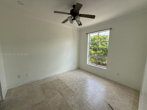 355-7420 W 20th Ave, Hialeah, FL, 33016-5543 | Card Image