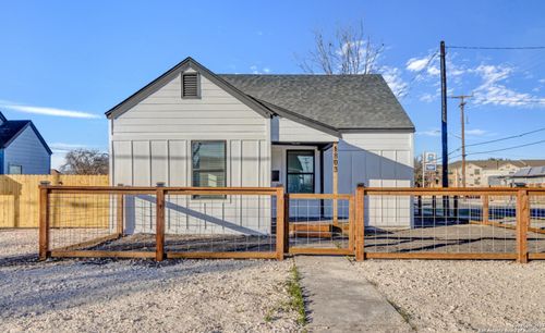 1803 Texas Ave, San Antonio, TX, 78228-5339 | Card Image
