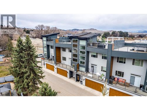 11-1039 Mount Fosthall Dr, Vernon, BC, V1B2W2 | Card Image