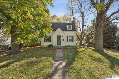 101 E 16th Ave, Bellevue, NE, 68005-3404 | Card Image