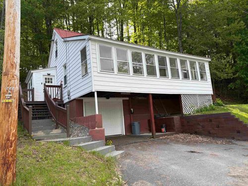 1 Bacon St, Springfield, VT, 05156-3236 | Card Image