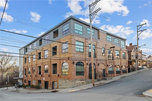 106-622 Gross St, Bloomfield, PA, 15224-2298 | Card Image