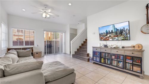 11066 Arcadia Sunrise Dr, Henderson, NV, 89052-8622 | Card Image