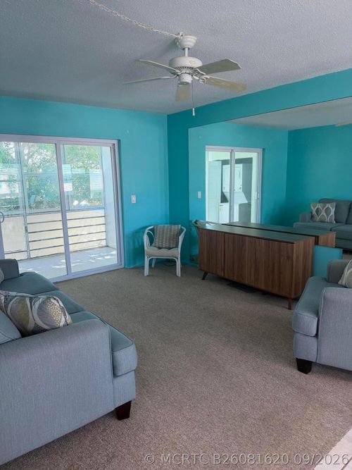 203-2101 Ne 1st Ct, Boynton Beach, FL, 33435-2910 | Card Image