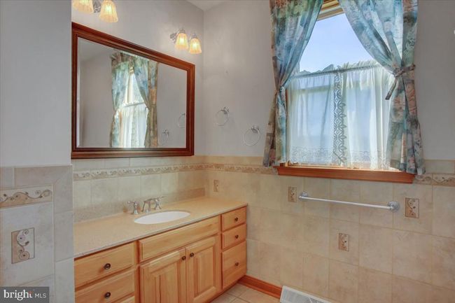 3 Brandon Ln, House other with 4 bedrooms, 4 bathrooms and null parking in Dillsburg PA | Image 48