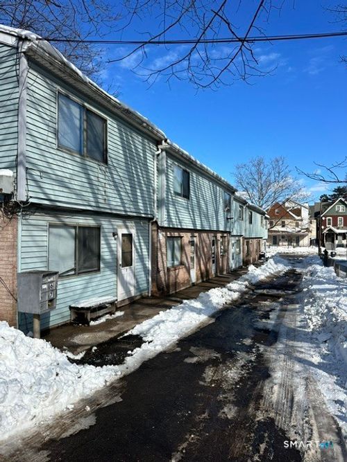 75 Franklin Ave, Hartford, CT, 06114-6009 | Card Image