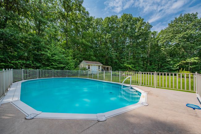 67 Town Line Rd, House other with 3 bedrooms, 3 bathrooms and null parking in Harwinton CT | Image 10