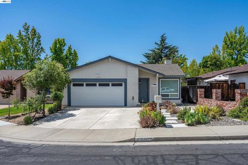 1255 Cougar Ln, Concord, CA, 94521-3530 | Card Image