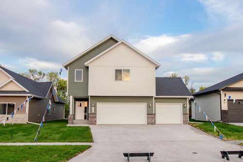 7036 65th St S, Horace, ND, 58047 | Card Image