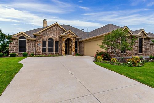 5025 Hidden Creek Rd, Garland, TX, 75043-6479 | Card Image