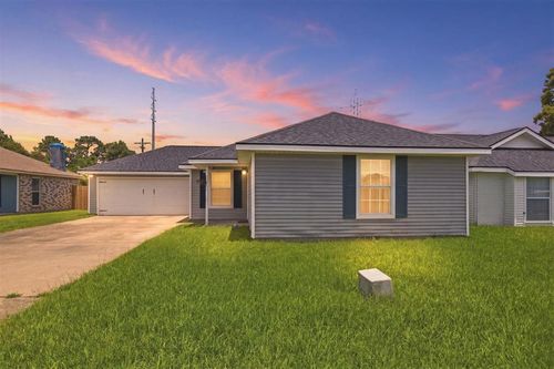 5641 Smokey Hills Trl, Lake Charles, LA, 70605-7175 | Card Image