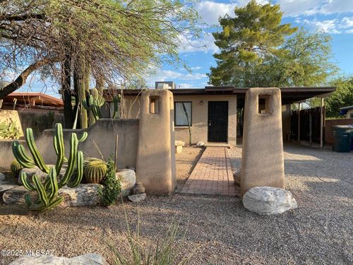 5620 E Fairmount St, Tucson, AZ, 85712-4222 | Card Image