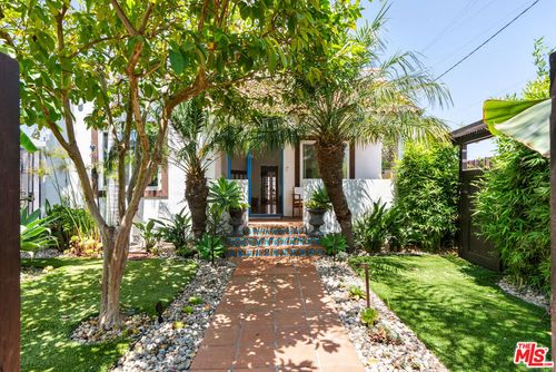 3792 Colonial Ave, LOS ANGELES, CA, 90066-3640 | Card Image