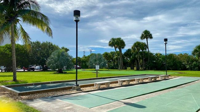 APT-504 - 5059 N Highway A1a, Condo with 2 bedrooms, 2 bathrooms and null parking in Hutchinson Island FL | Image 51