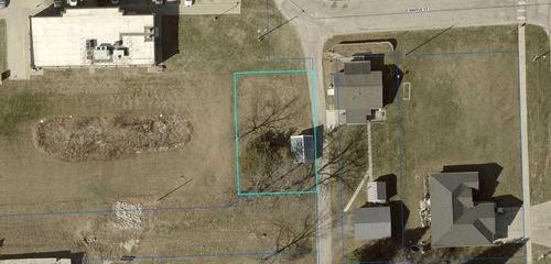 204 E Maple St, West Union, IA, 52175-1212 | Card Image