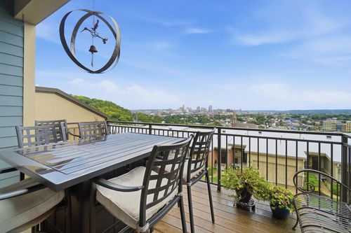 1187 Grays Peak, Covington, KY, 41011-1117 | Card Image