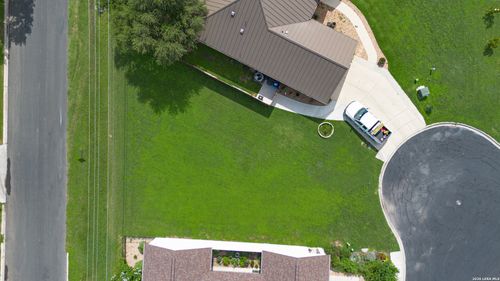 1732 Nordberg, Seguin, TX, 78155-5232 | Card Image
