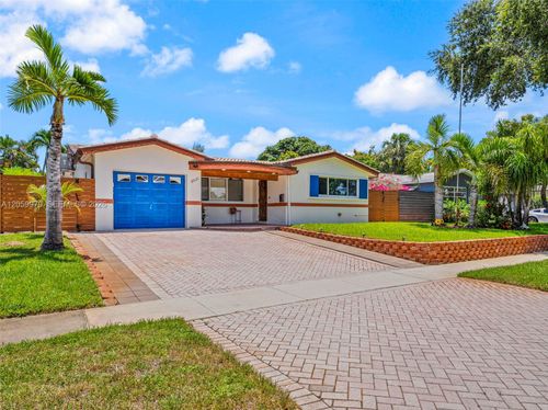 2021 N 52nd Ave, Hollywood, FL, 33021-3915 | Card Image