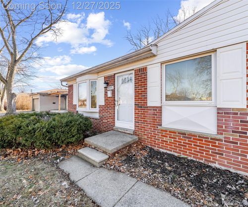 34841 Lynn Dr, Romulus, MI, 48174-1511 | Card Image