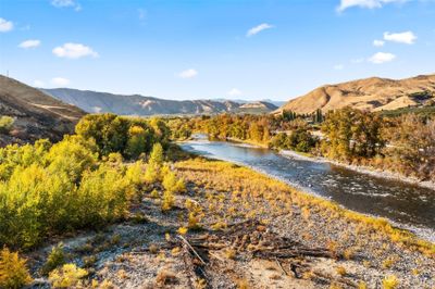 Low bank Wenatchee River Waterfront. | Image 2