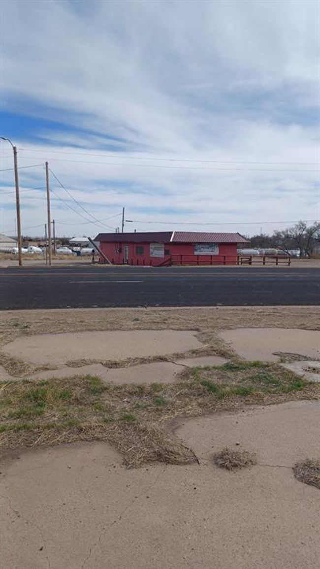 601 E 10 Th St, Home with 0 bedrooms, 0 bathrooms and null parking in Borger TX | Image 14
