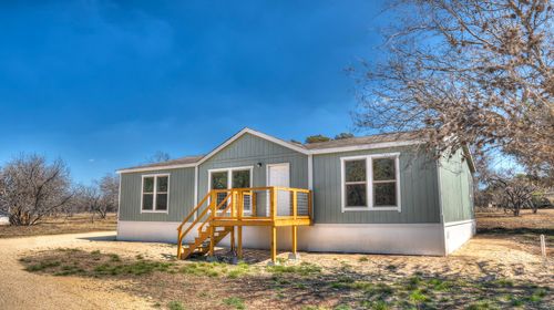405 C N Frio St, Camp Wood, TX, 78833 | Card Image