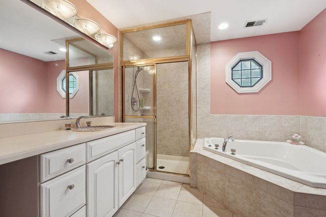 258 N Jackson Rd, House other with 5 bedrooms, 4 bathrooms and 2 parking in Clarendon Hills IL | Image 22