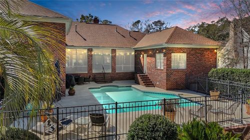 7620 Central Ave, Savannah, GA, 31406-6414 | Card Image