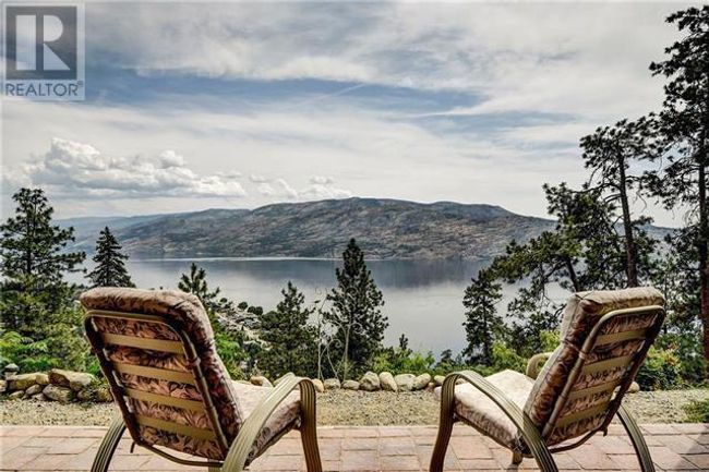 105 - 4460 Ponderosa Dr, Townhouse with 3 bedrooms, 3 bathrooms and 1 parking in Peachland BC | Image 4