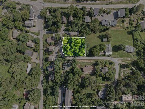 75 Green Oak Rd, Asheville, NC, 28804-3003 | Card Image