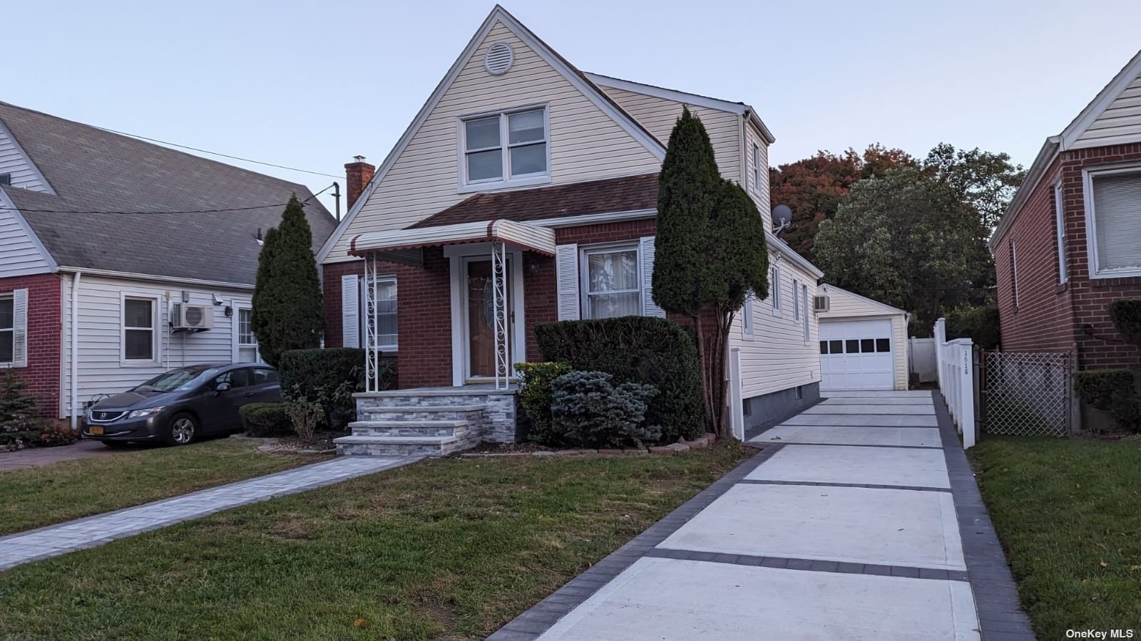 Jasmine Ave, New Hyde Park, NY 11040