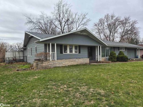 1205 S 15th Ave W, Newton, IA, 50208-4365 | Card Image