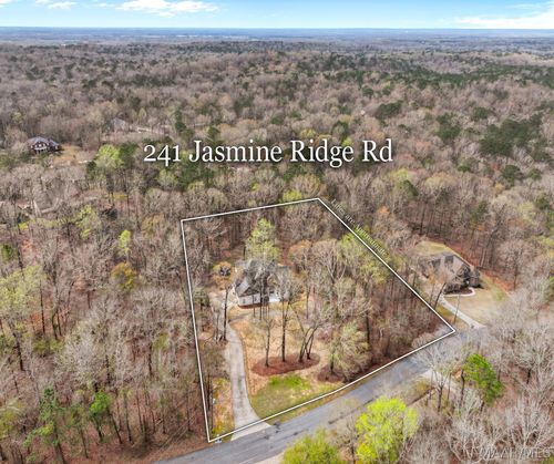 241 Jasmine Ridge Rd, Wetumpka, AL, 36093-1758 | Card Image