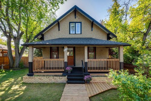 77 Elma St W, Okotoks, AB, T1S1J8 | Card Image
