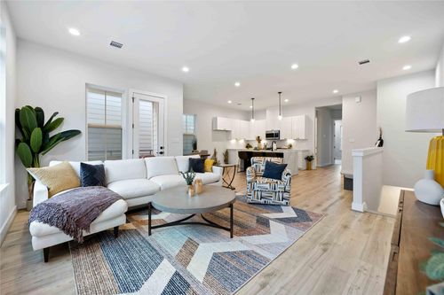 6109 De Campo St, Houston, TX, 77091-0916 | Card Image