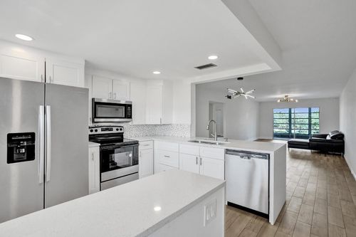 apt-e4-4301 Martinique Cir, Coconut Creek, FL, 33066-1450 | Card Image