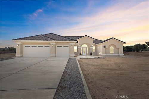 14065 Larch, Oak Hills, CA, 92344 | Card Image