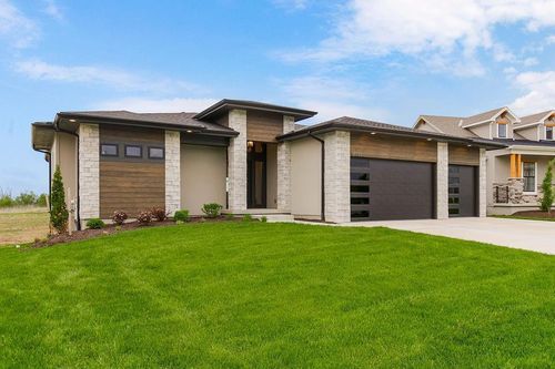 16781 S Fellows St, Olathe, KS, 66062 | Card Image