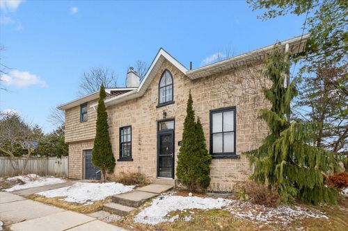 200 St George St E, Fergus, ON, N1M1K4 | Card Image