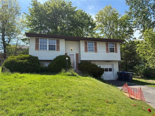 114 Opal Ct, Cranberry Twp, PA, 16066-6354 | Card Image