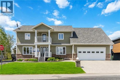 380 Rue Front, Grand-Sault/Grand Falls, NB, E3Z2S6 | Card Image