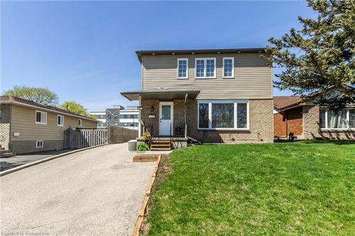 75 Sekura Cres, Cambridge, ON, N1R7C9 | Card Image