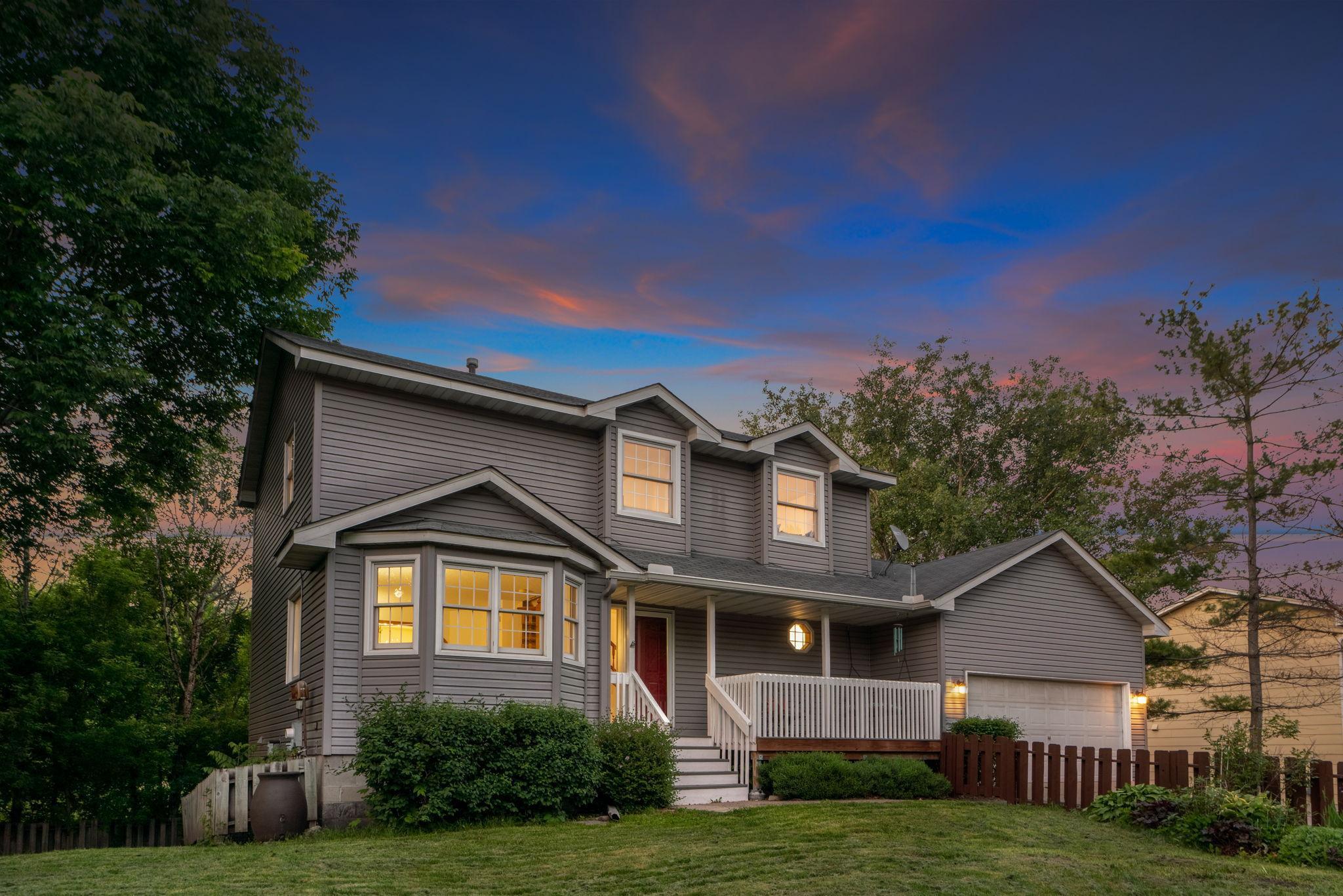 Lake Valentine Rd, Saint Paul, MN 55112